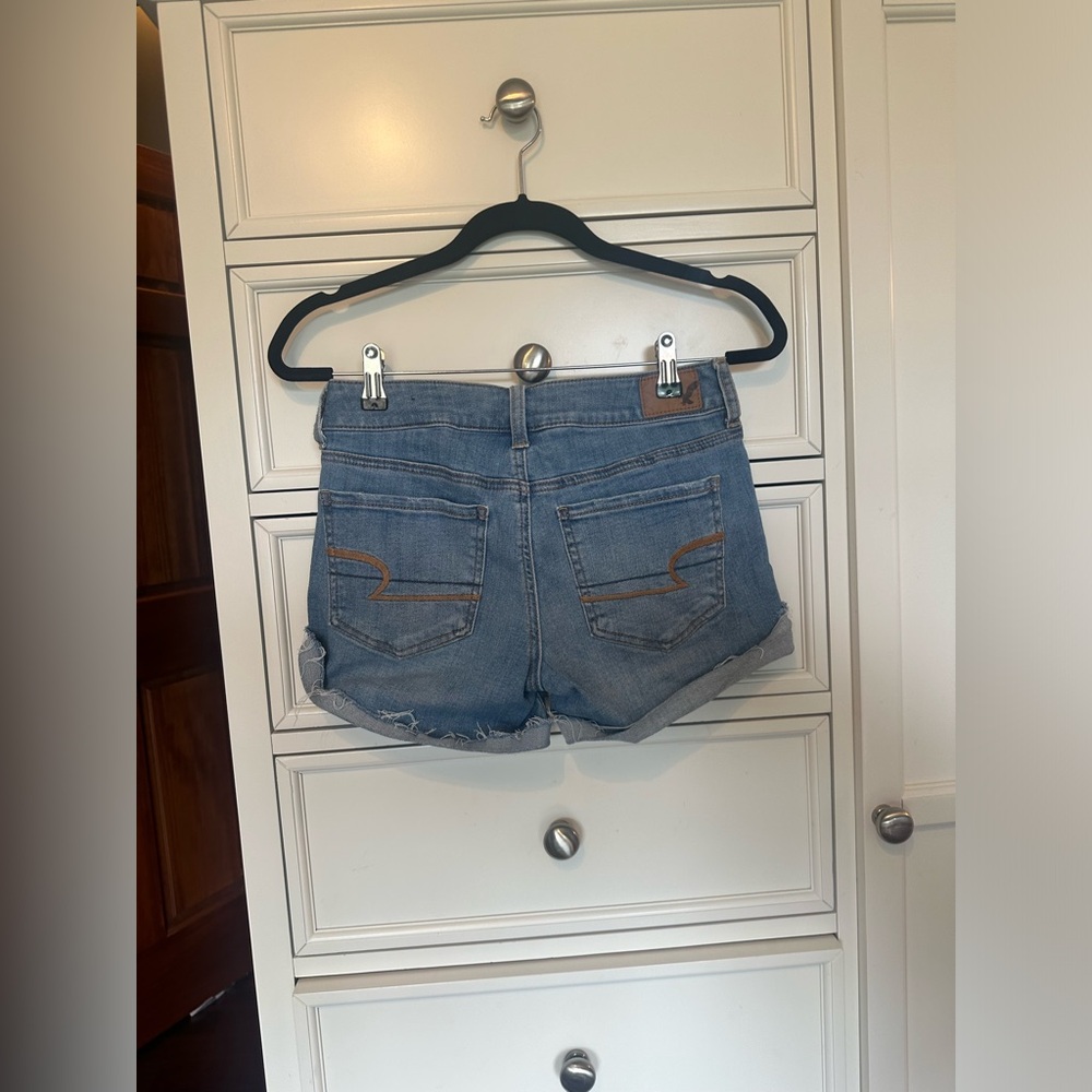 American Eagle Medium Wash Super Super Stretch Jean Shorts